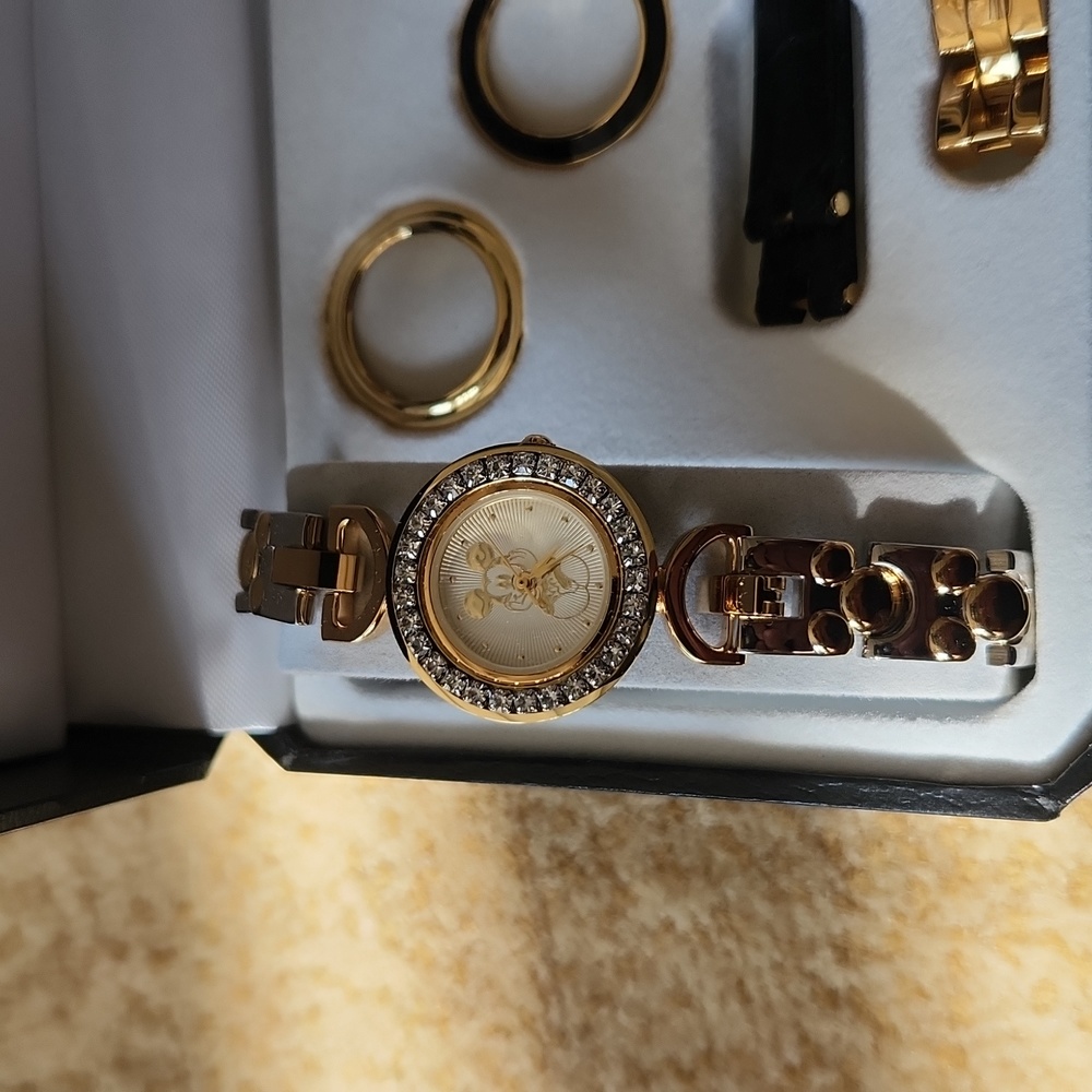 Nib!! Mickey Mouse watch set - Picture 4 of 10